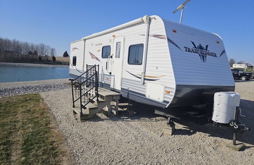 Birdseye House | lakefront 2 bedroom rv at Whispering meadows at patoka lake