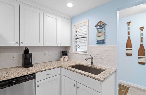 Sandestin Condo | Lakefront 2BR Beach Villa! GOLF CART, Near Beach, Pool, Tram, Screened Porch.