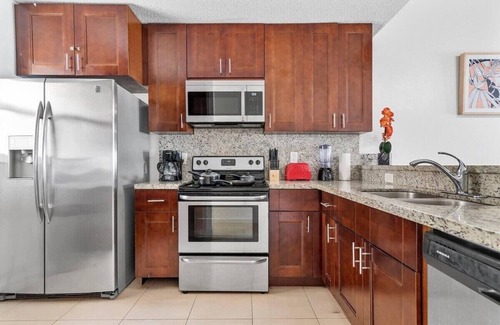 Fort Lauderdale House | Lakefront 3 Bdrm @ FTL Beach & Hard Rock Casino