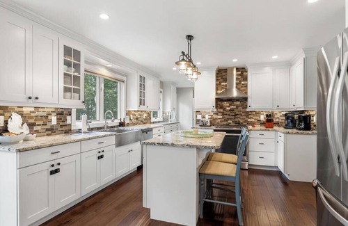 Indian River House | Lakefront 3-bedroom house with AC & Heat on Burt Lake