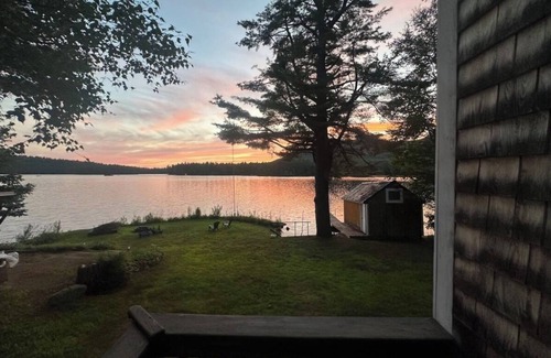 Denmark House | Lakefront 3-bedroom, 2-bath house on Moose Pond in Denmark Maine with AC, WiFi