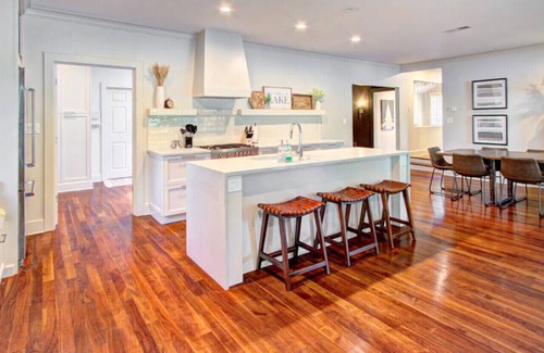 Dixie - Berryhill Apartment | Lakefront 4BR in Charlotte w/Pool, Hot Tub & BBQ