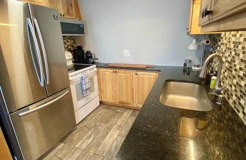 Lake City House | Lakefront 5BR/3BA. Dock, Kayaks, Hot Tub & Games!