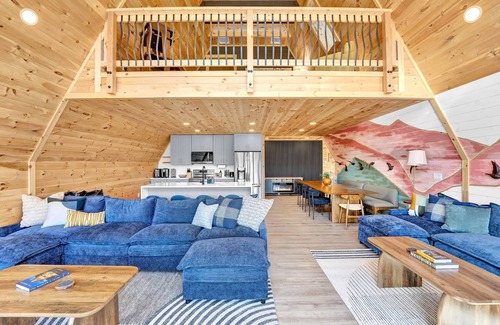 Blakeslee Cabin | Lakefront AFrame, Heated Bio Pool, Spa, Sauna, Theatre, GameRoom, Lake acccess