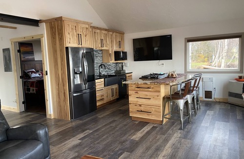Big Lake House | Lakefront Alaska Family-Friendly Retreat & Kayaks!