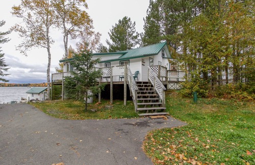 Greenville House | Lakefront cabin with private boat ramp, lake access, wrap-around porch, firepit