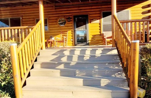 Dandridge Cabin | Lakefront Cabin in Paradise Landing Resort, Mountain Views, Private Dock.