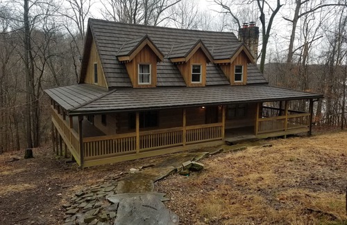 Eddyville House | Lakefront Cabin on Lake Barkley in Kentucky