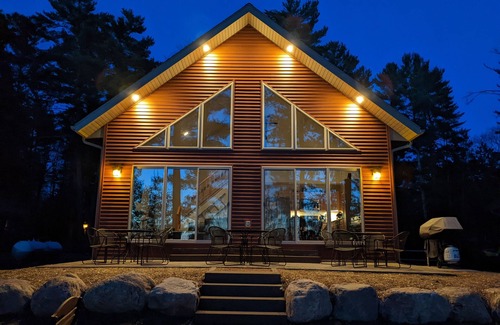 Park Falls Cabin | Lakefront Cabin on Pike Lake Chain w/Sunset View - ATV/Snowmobile Flambeau Trail