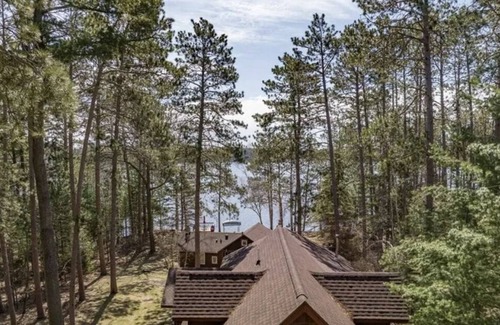 Crosslake Cabin | Lakefront Cabin on Whitefish Chain - sleeps 13