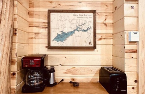 Island Park House | Lakefront cabin with private dock and fire pit - Hidden Bear Cabin