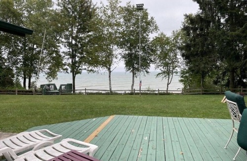Applegate House | Lakefront Cottage with 100ft Private Sandy Beach!
