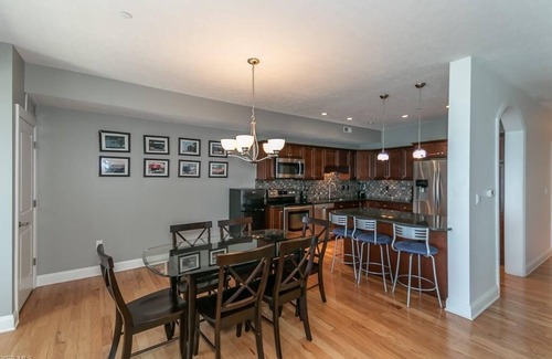Geneva-on-the-Lake Condo | Lakefront Condo Sleeps 7-3br/2ba private beach/balcony/indoor pool specials-ask