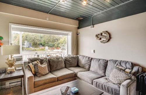 Campbellsport Apartment | Lakefront Condo with Beach Access in Campbellsport!