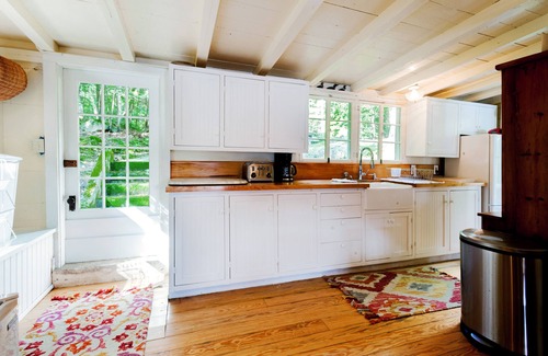 Camden Cottage | Lakefront cottage, deep water, now booking Summer 2026