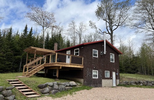 Mill Road Cottage | Lakefront cottage on a Wallaback lake