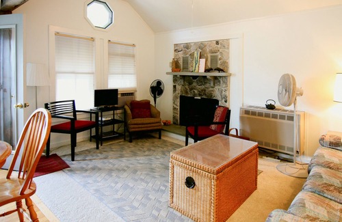 Hammondsport Cottage | Lakefront Cottage w/Multiple Decks, Private Dock, Gas Grill, Free WiFi, Views