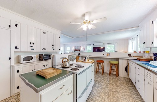 Mashpee House | Lakefront cottage with WiFi, partial AC, private pier, patio, & deck - 2 dogs ok
