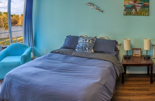 Eutawville House | Lakefront Double - Pet friendly