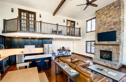 Lake Harmony House | Lakefront - Elevator - Private Beach - Best View