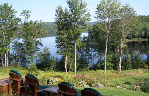 Hyde Park House | Lakefront Guest House at Ondine Estate