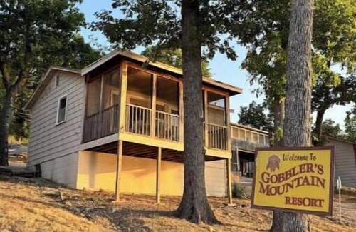 Boulder Point Cabin | Lakefront Hideaway w/Dock + Pool. Pet-Friendly!