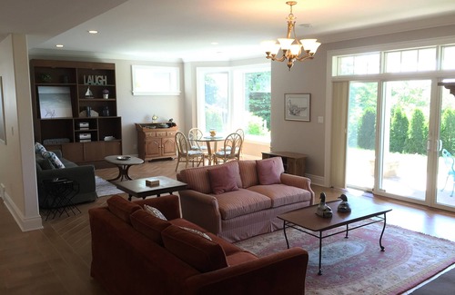 Kincardine Cottage | Lakefront High-End Suite in Kincardine