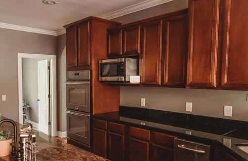 Bracey House | ★Lakefront Home Gaston Getaway★6 BDR★BBQ★Sleep 22