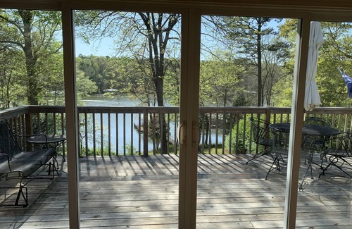 Anderson House | Lakefront home on Lake Hartwell. Covered boat slip, swim deck. Kayaks to use.