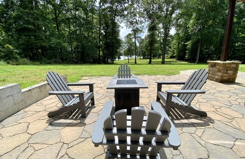 Spring City House | LAKEFRONT HOME ON WATTS BARR LAKE WITH BOAT DOCK