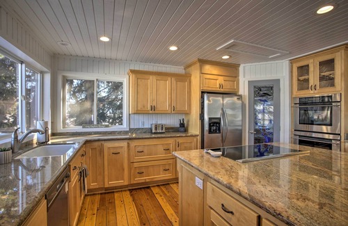 Worley House | Lakefront Home w/Boat Dock in Coeur d'Alene Area!
