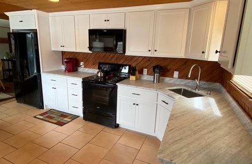 Oxford House | Lakefront Home w/New Hot Tub, Casino 1 mile away, Hiking, Foliage - Fall 25% off