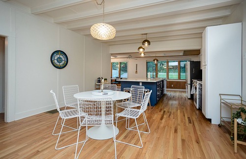 Michigan City House | Lakefront home! Water view from the house. Less than 3 minutes stroll to beach!