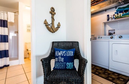 Michigan City Cottage | LAKEFRONT HOME WITH PRIVATE BEACH ACCESS! 2023 OPEN!