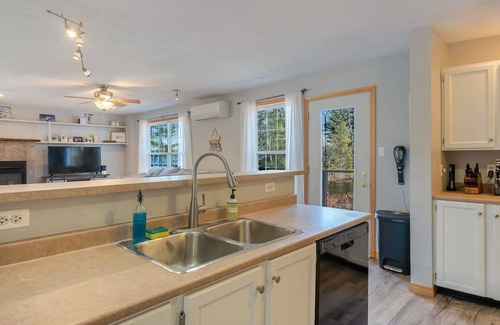 Lebanon House | Lakefront Home with Private Beach Access & Hot Tub