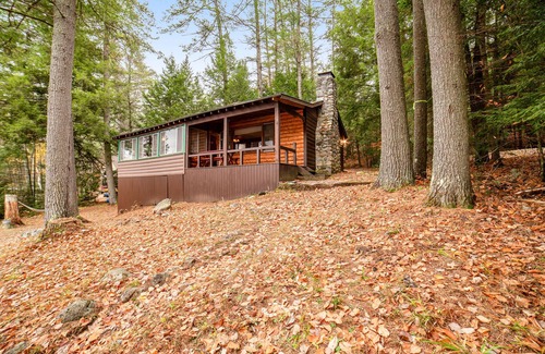Chester Shores House | Lakefront Home with WiFi, Dock, Lake Views From the Deck, and Screened-In Porch