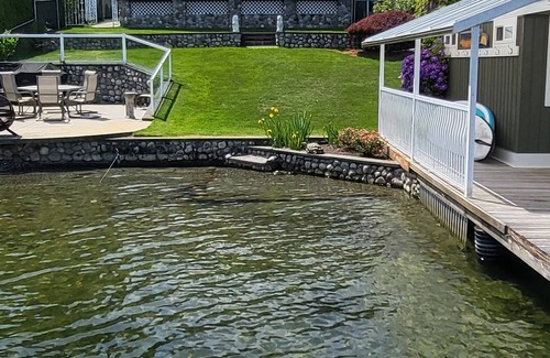 Lake Goodwin House | Lakefront House with dock and lots of toys!