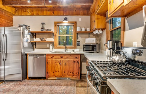 Ludlow House | Lakefront house with skiing nearby, dock, and amazing views - dog-friendly