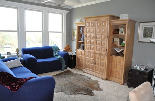 Kingsport Apartment | Lakefront king bed apt, close to Eastman, J1772 EV charger, boat slip. NO CHORES