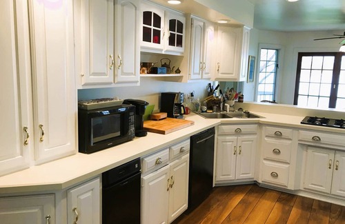 Conneaut Lakeshore House | Lakefront Living At It's Best.