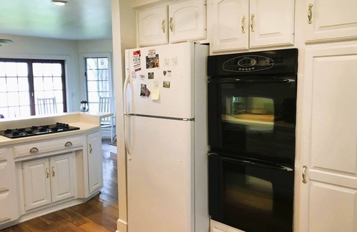 Conneaut Lakeshore House | Lakefront Living At It's Best.