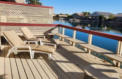 Casa Grande House | Lakefront Living, close to golf, pickleball, restaurants and more.