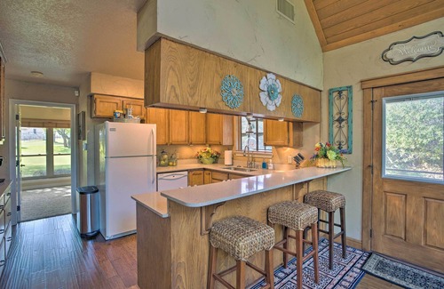 Granbury House | Lakefront Living: Private Dock, Deck, & Game Room!
