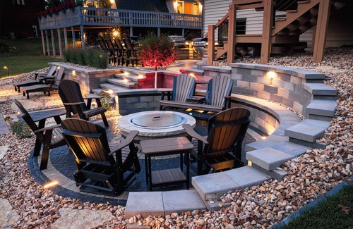 Mauston House | Lakefront Lodge w/Hot Tub | Castle Rock
