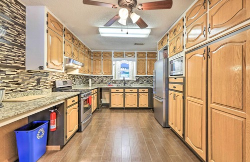 Macon House | Lakefront Macon Getaway: Grill, Pet Friendly!