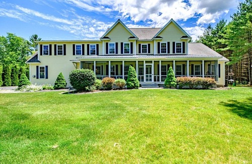 Denmark House | Lakefront Moose Pond Retreat