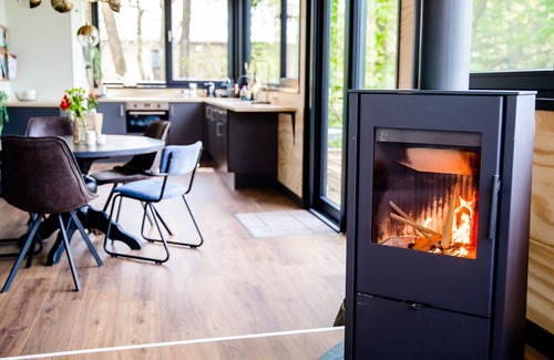 Grou Cabin | Lakefront Nature House with own private dock: Reidsjonger