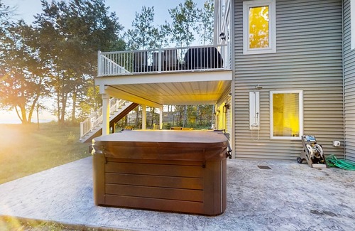 Arcadia House | Lakefront New Construction 8BR with Private Beach, Hot Tub, & Stunning Views