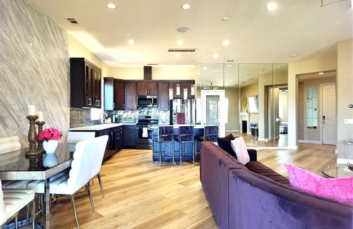 Terra Lago House | Lakefront Oasis in Indio Terra Lago.#Bachelorettes heaven with large misty pool.