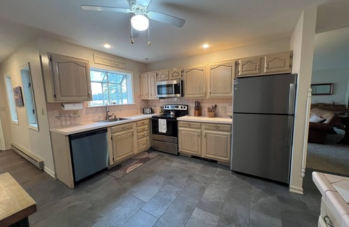 Tafton House | Lakefront on Fairview Lake, Level Walk w/Private Dock, Motorboats, nGame Room